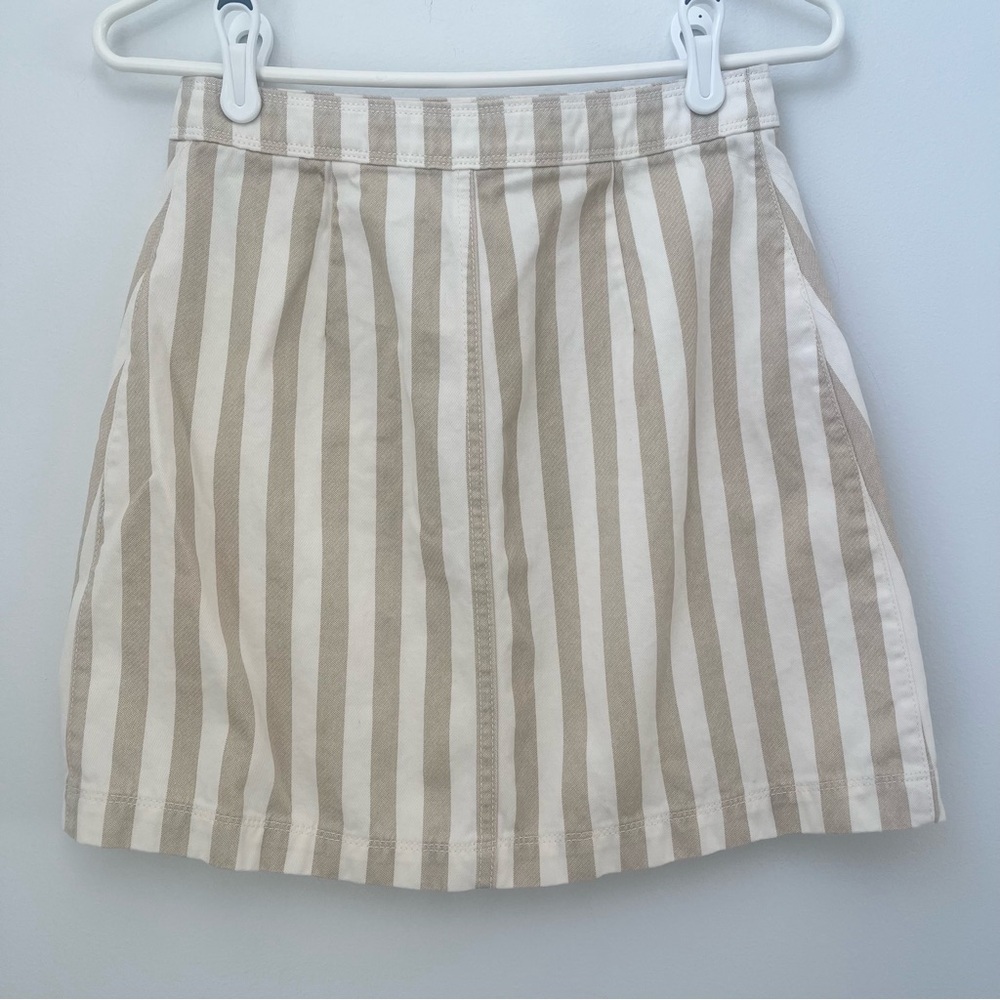 Old Navy Striped Button Front Skirt Size 0 in Beige and Tan - Picture 2 of 4
